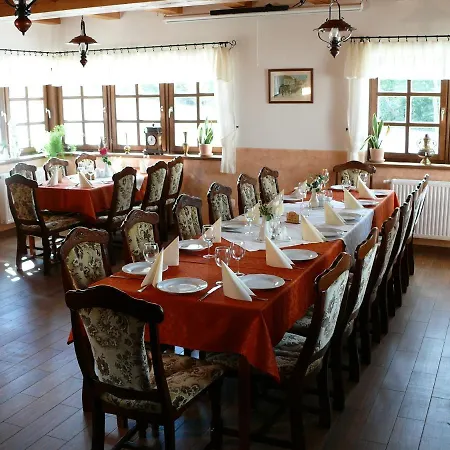 Bed and Breakfast Kadarta Vendeglo Panzio