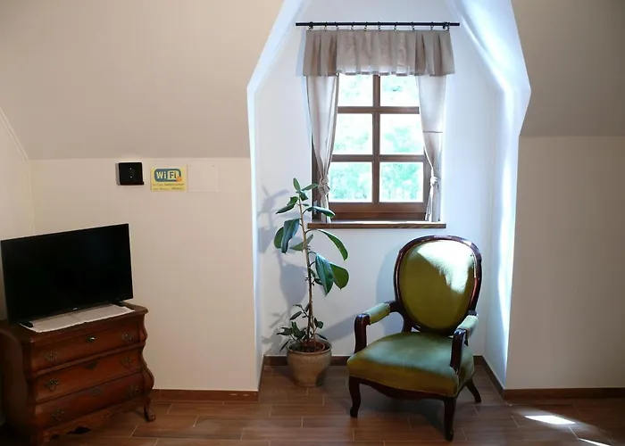 Kadarta Vendeglo Panzio Veszprém